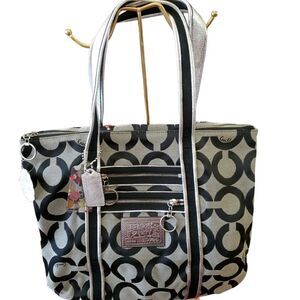 Authentic Vintage Coach logo purse